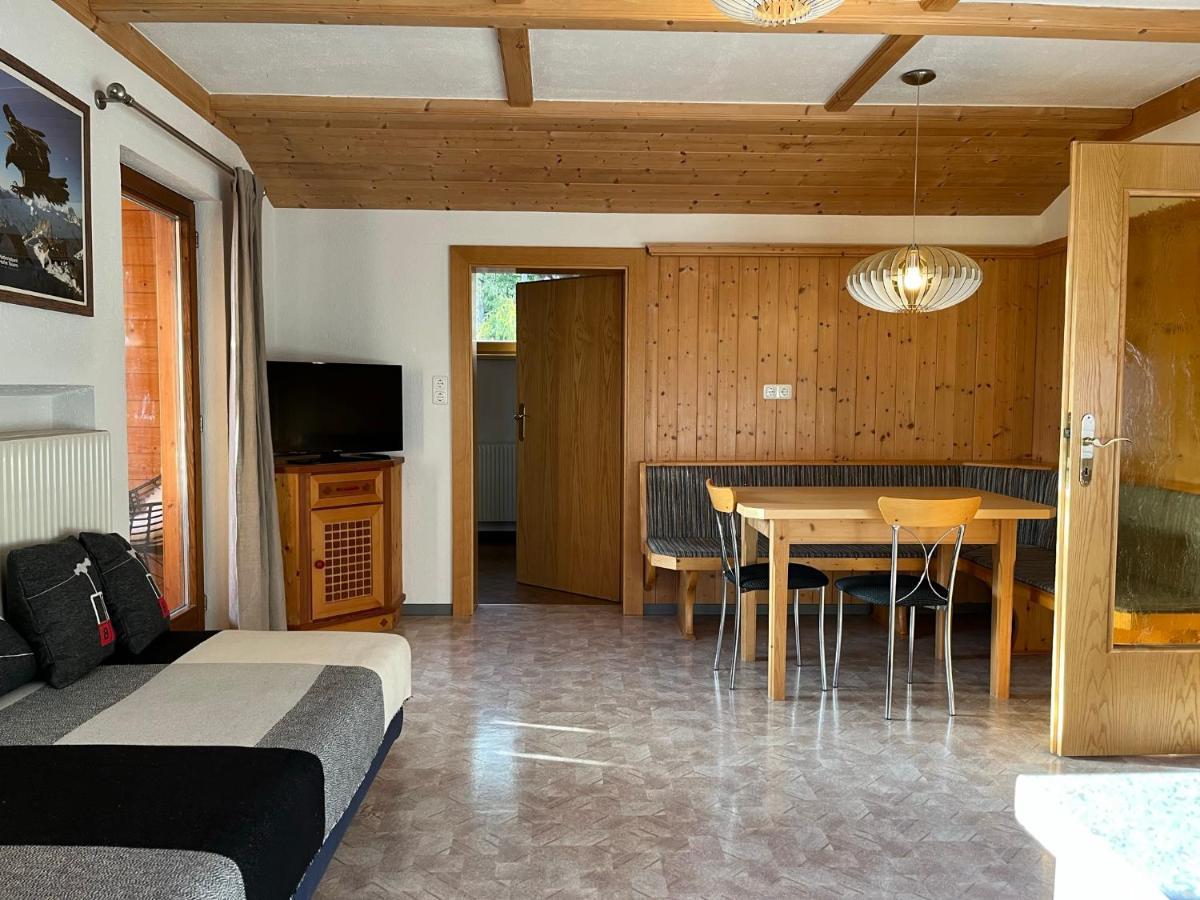 Bergmanns Ferienapartment Debant Экстерьер фото